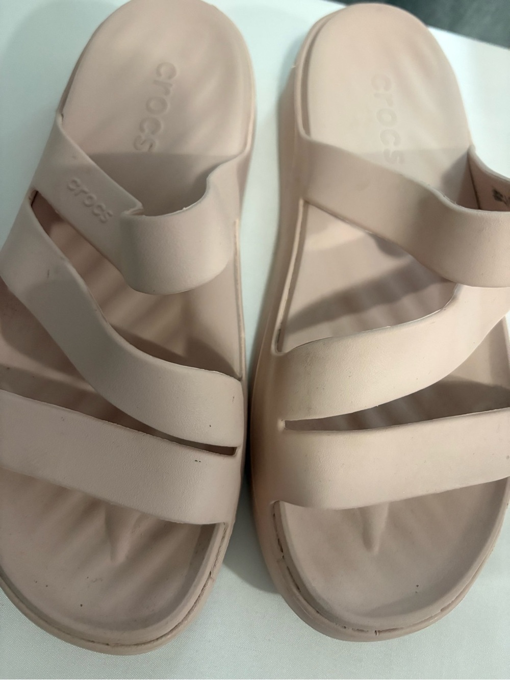 Women’s Crocs Getaway Light Pink Slides Size 8 Pre Owned